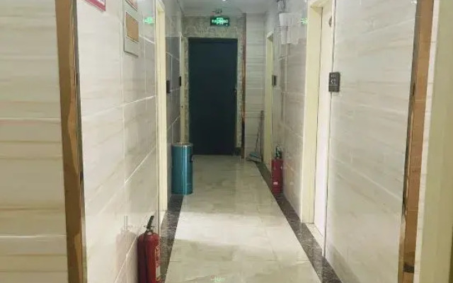 Zaihong Hotel