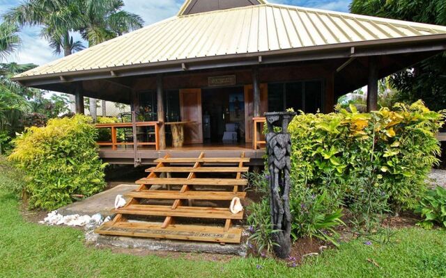 Dolphin Bay Divers Bungalow