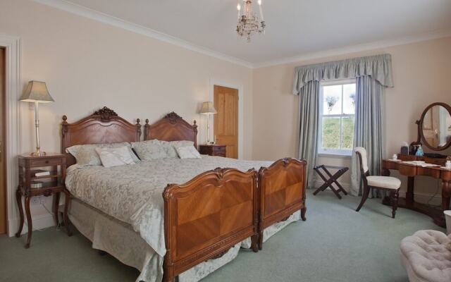 West Longridge Manor B&B