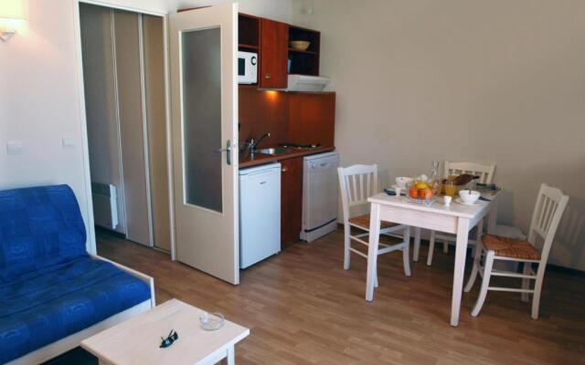 Apartment in a Residence 2/3P6P