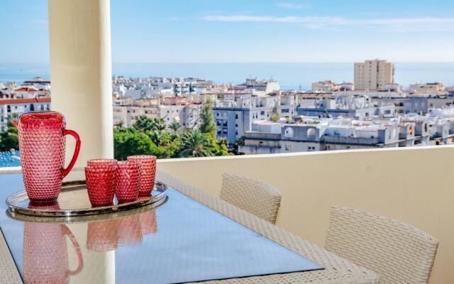 PDM-Apartment with fantastic views Estepona