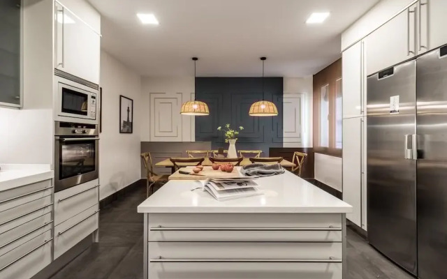 Trecase - 3 Bedrooms in Recoletos