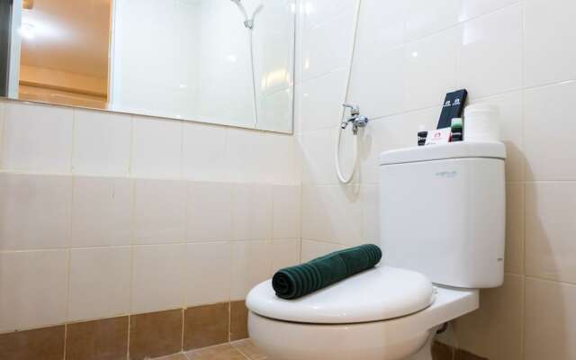 Clean 2BR Bassura City Apartment