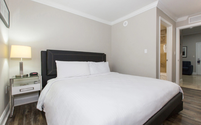 Nuvo Suites Hotel