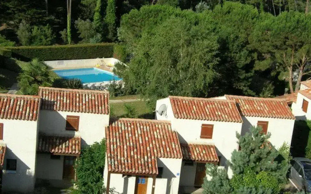 Maison océan et forêt
