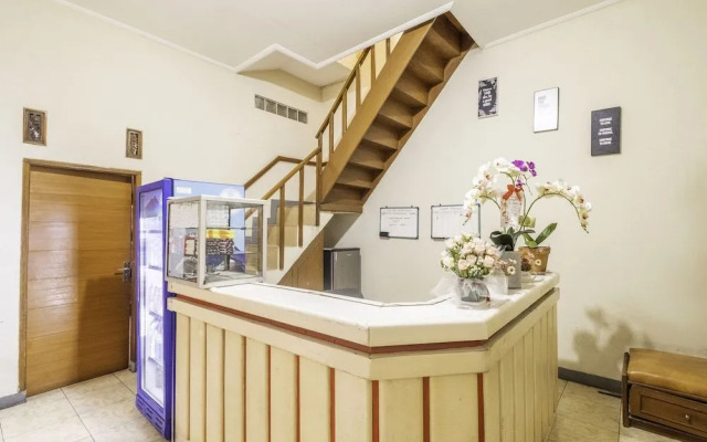 OYO 2418 Sutanto Guest House