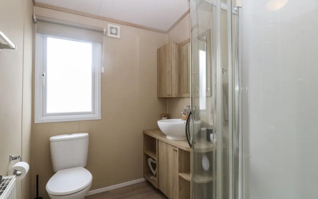 Seafront Holiday Home 2