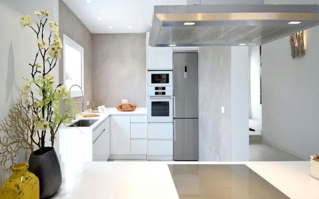 Magnificent Villa With Heated Pool