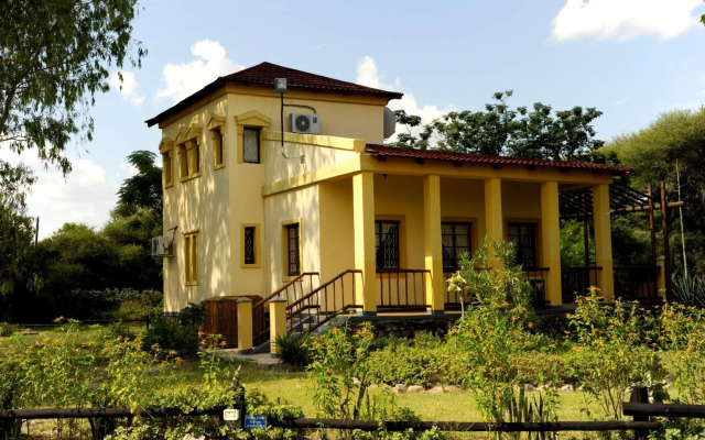 Sedia Riverside Hotel