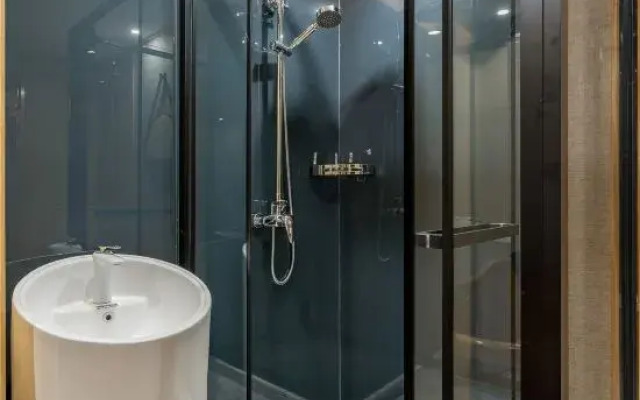 Xuzhou Yunlong Wanda Plaza Langbo Hotel