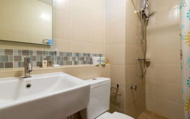 Cozy &Comfort Condo by C