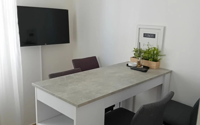 Nina 2 Wing apartman