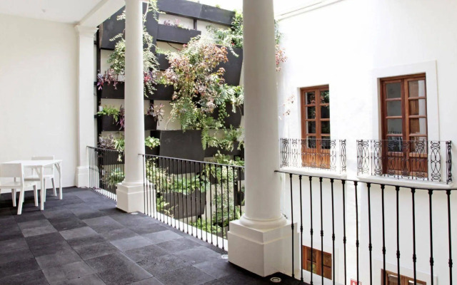 Del Carmen Concept Hotel