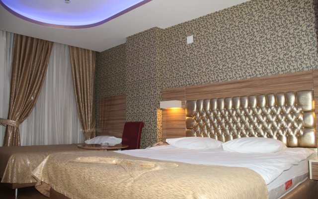 Grand Ezel Hotel