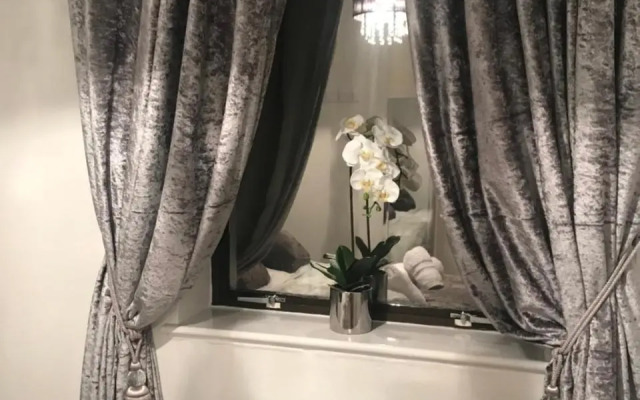 Luxury one bed Apartment