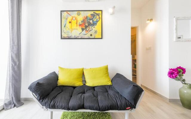 FM Apartments