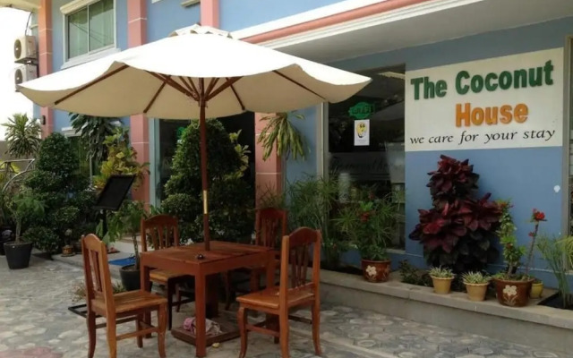 The Coconut House Villa