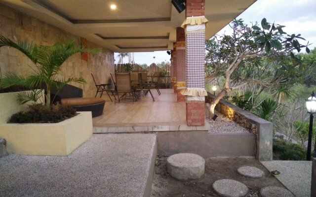 Tombong Limo Home Stay