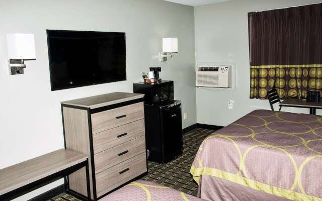 Super 8 by Wyndham Michigan City