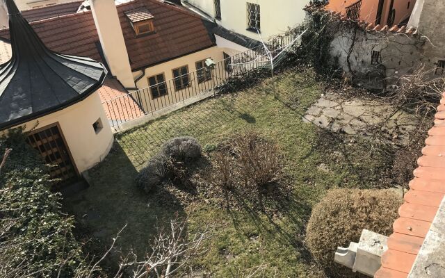 Royal View Apartments