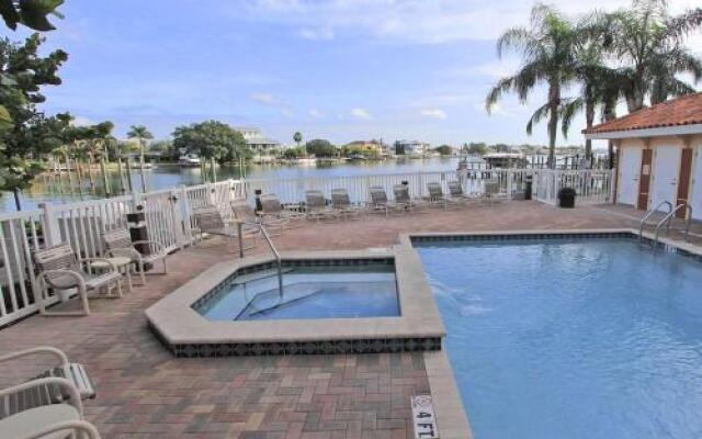 201 Harborview Grande