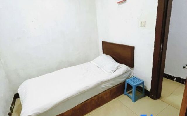 Xinjiyuan Hostel