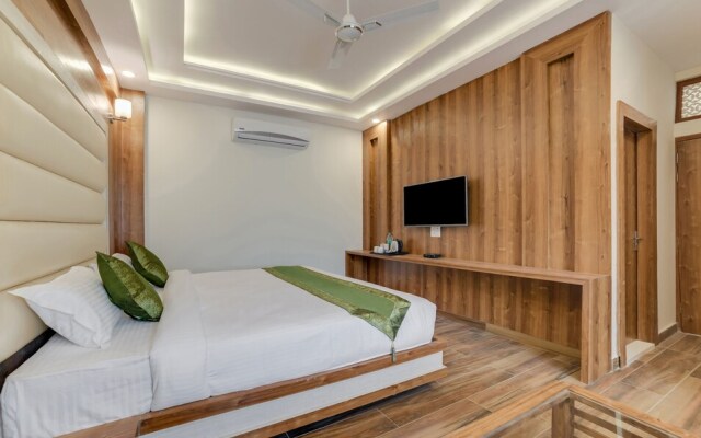 Treebo G K Residency Near Dehradun Railway Station
