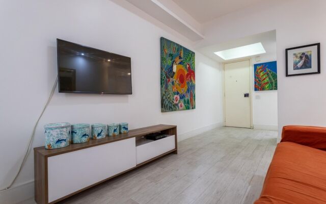 2 Minutes From Copacabana Beach A502