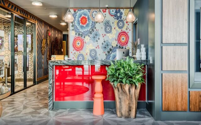 Mint House Minneapolis - Downtown West