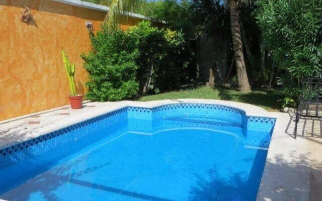 Beachouse Dive Hostel Cozumel