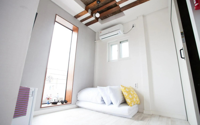 Daemyung Guesthouse