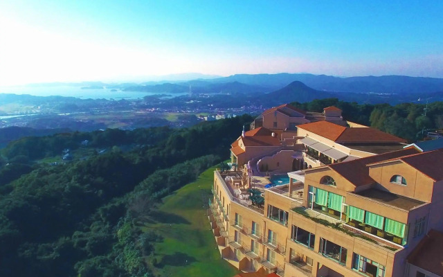 Yumihari No Oka Hotel
