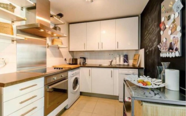 1 Bedroom Flat in Vauxhall Near Tube