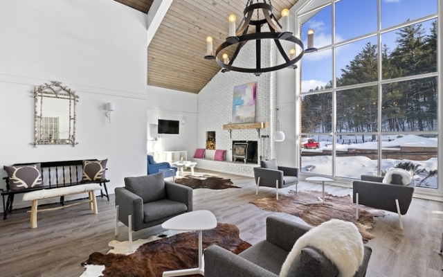 The Elegance Suites