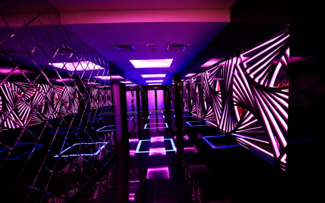 Rolla Suites Hotel