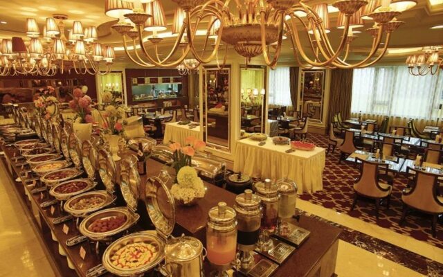 Golden Bauhinia International Hotel