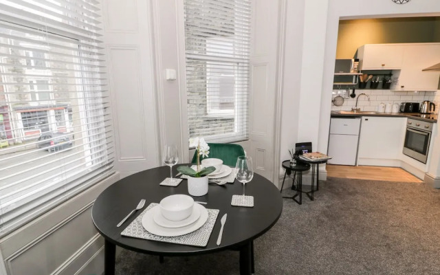 Emerald Suite