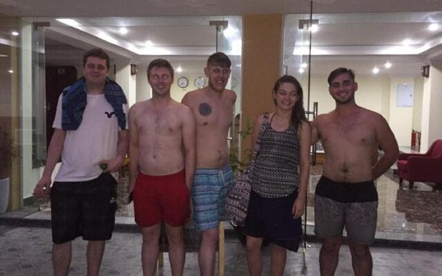 1001 Nights Hotel 27 Huong Tram