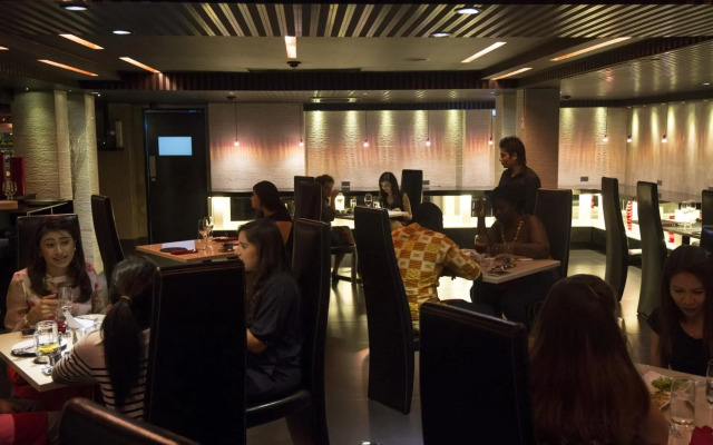 Sukhumvit Suites Hotel