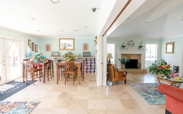 Seawall Escape - 2 Br Home