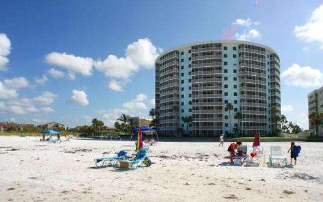 Crystal Sands by Beachside Management