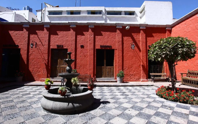 Hotel San Agustin Posada del Monasterio