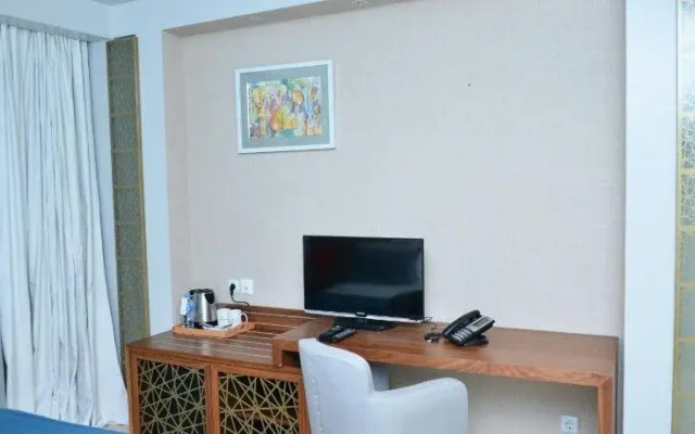 Golden Tulip Adef Oran