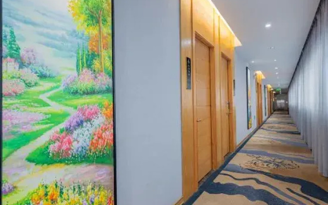 Jincheng Hotel