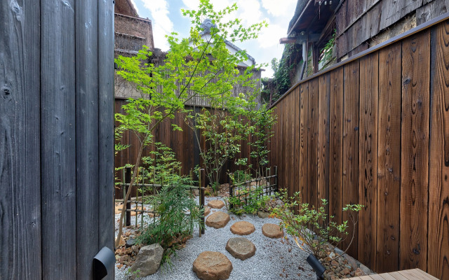 Tumugi HigashiyamaGojo