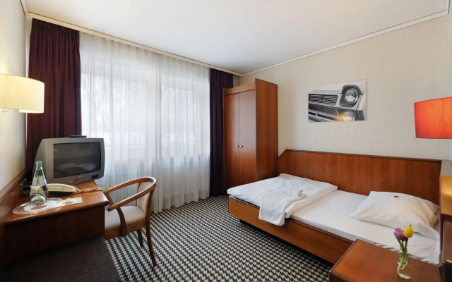 Ambassador Parkhotel