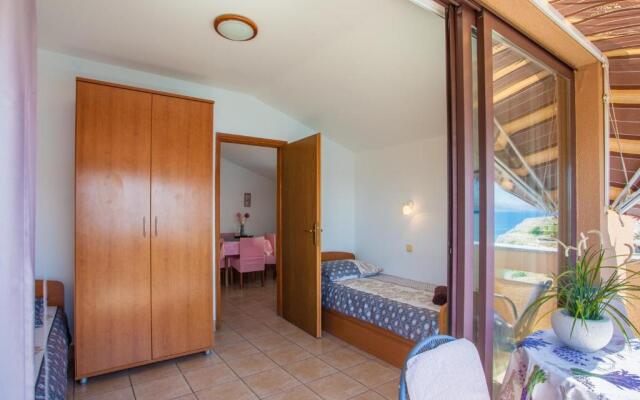 Apartmani Komešić