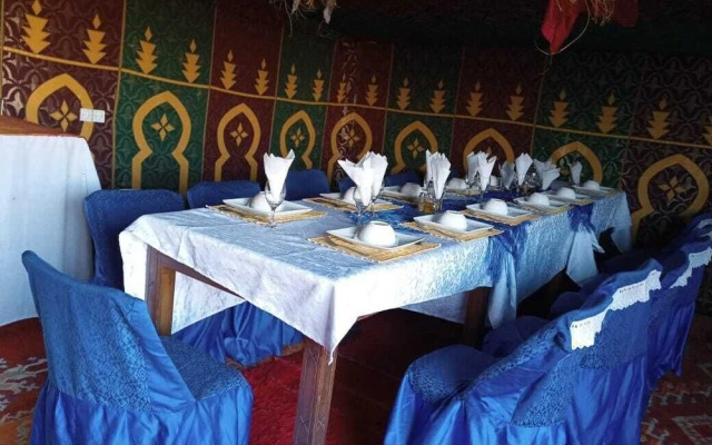 Sahara desert camp