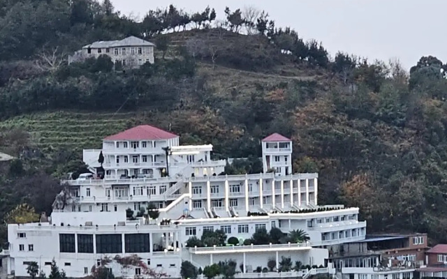 Zurapalace Hotel	