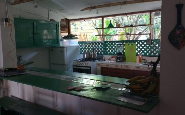 Bambu Backpackers Hostel - Adults Only